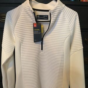 Never worn - 1/4 zip Under Armour Pullover